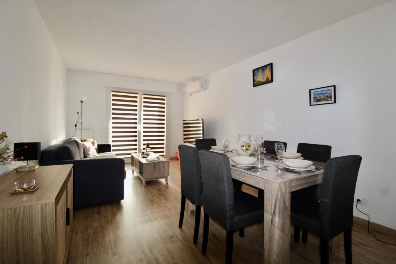 Logement Renove Avec Mobilier 2023 Apartment อาวีญง ภายนอก รูปภาพ